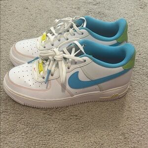 Nike Kids White and Teal Sneakers
